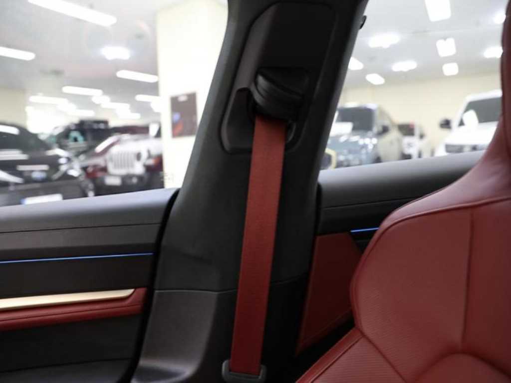 Porsche Taycan 2024 Blanco - Importación desde Corea - HF Imports Iquique - Foto 19