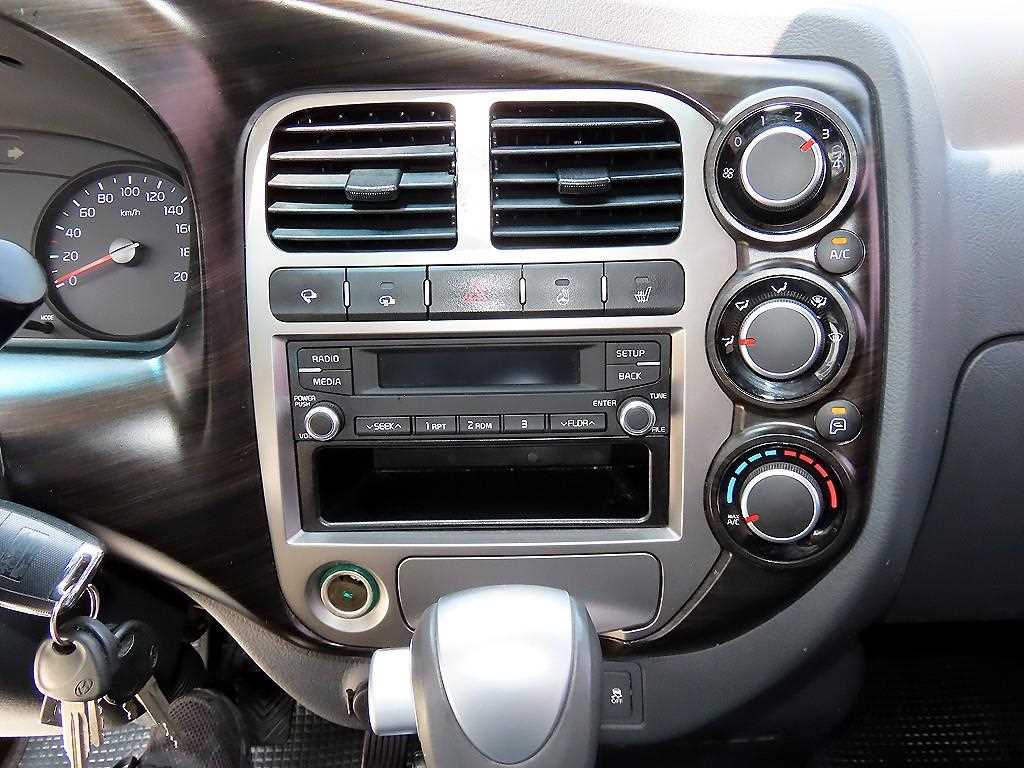Small Truck Top_Integrated Top Powergate 2019 Blanco - Importación desde Corea - HF Imports Iquique - Foto 14