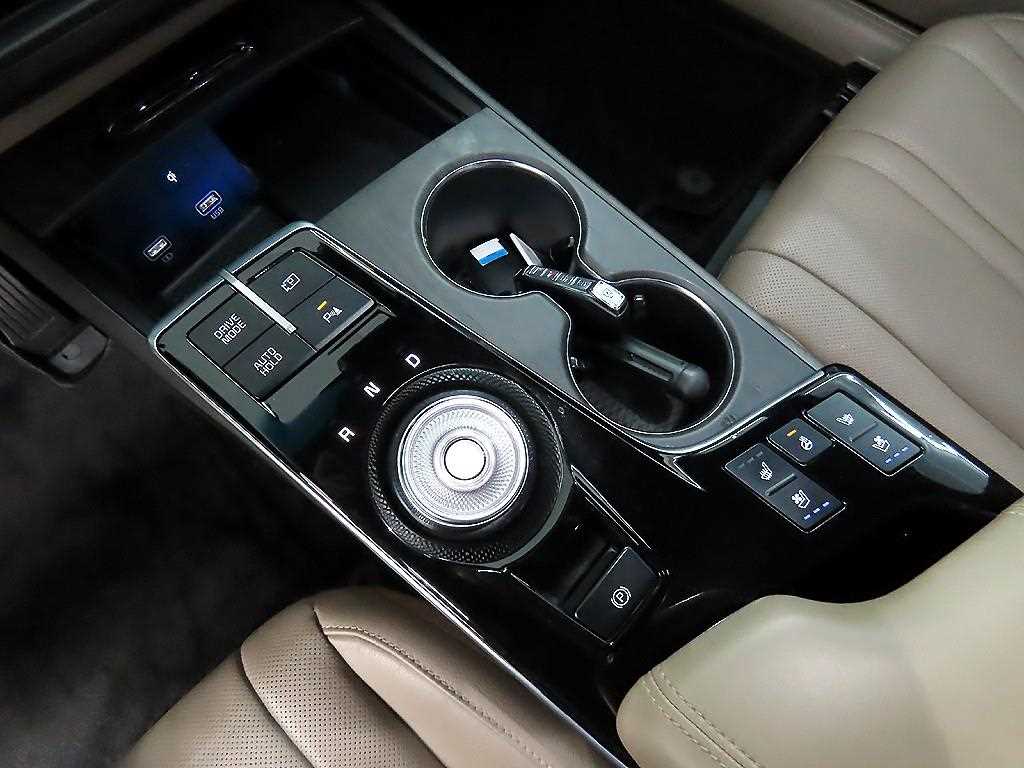 KIA K8 - Vista 10