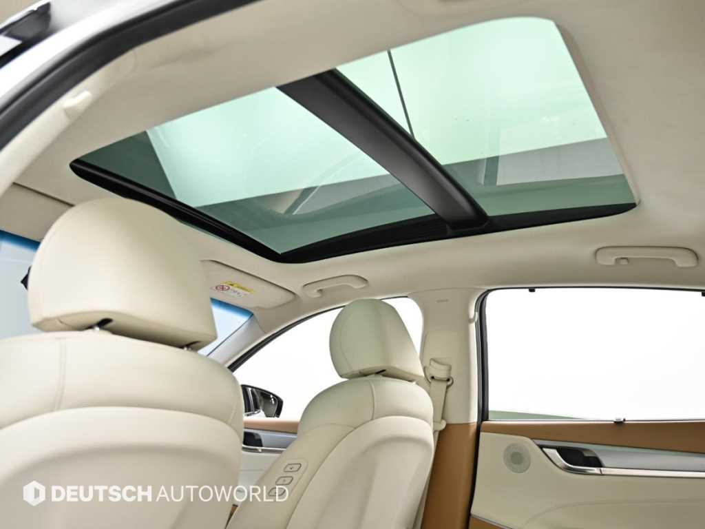 HYUNDAI Grandeur - Vista 6