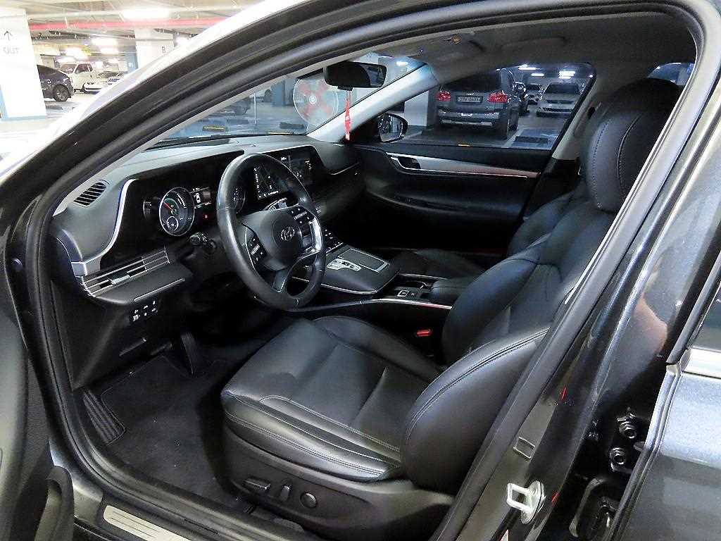 HYUNDAI Grandeur - Vista 6