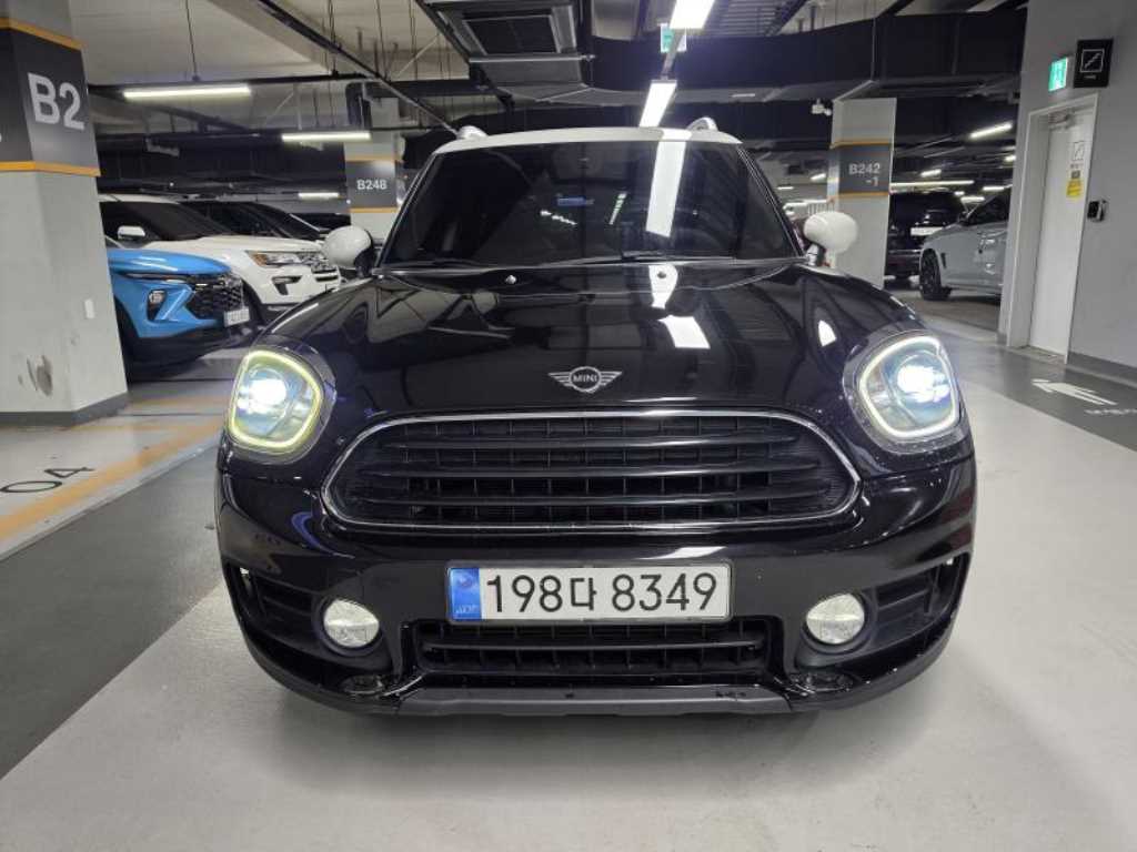 Mini Countryman 2019 Negro - Importación desde Corea - HF Imports Iquique - Foto 1