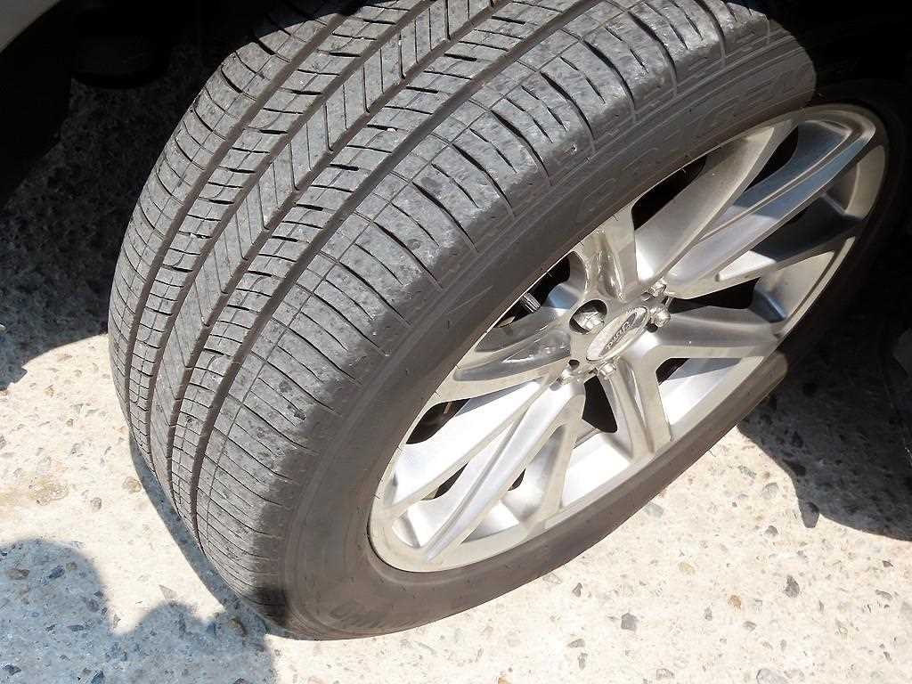 Ford Explorer 2016 Negro - Importación desde Corea - HF Imports Iquique - Foto 20