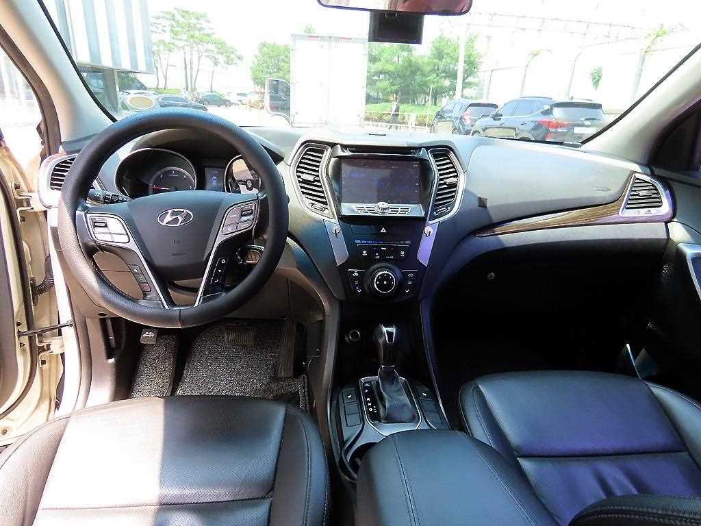 HYUNDAI Santa Fe - Vista 7
