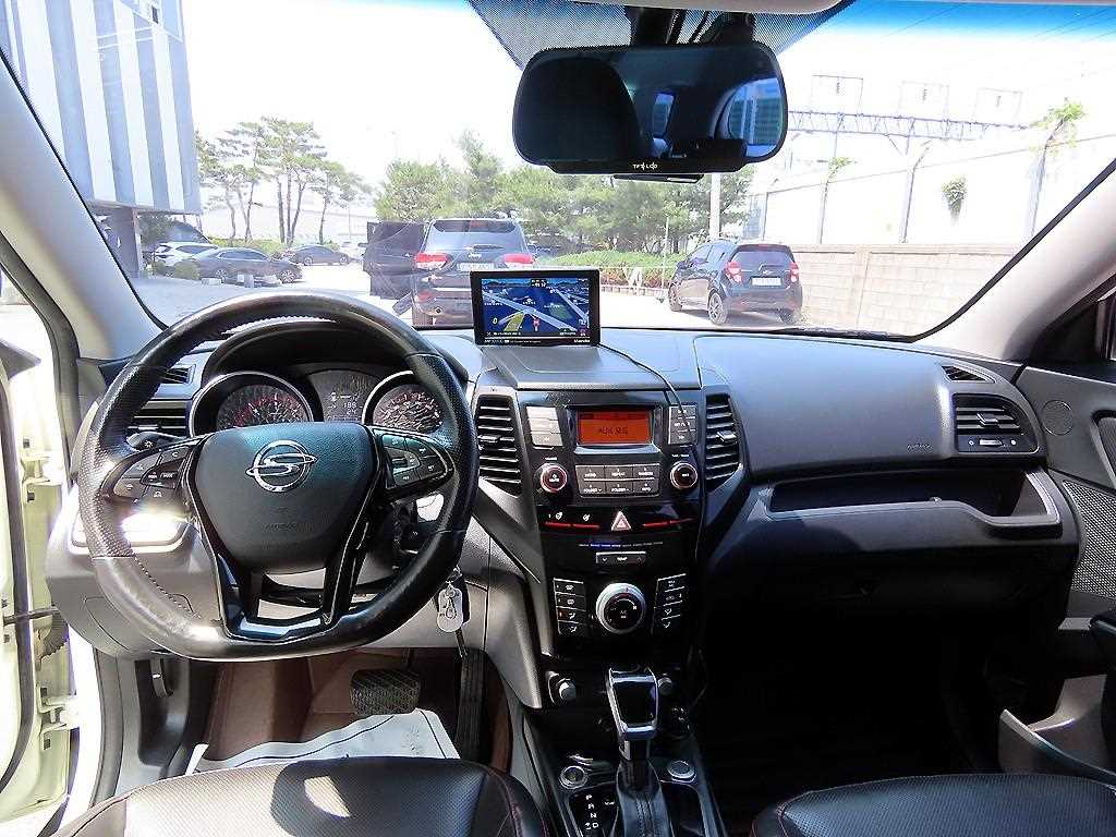 Ssangyong Tivoli - Vista 7