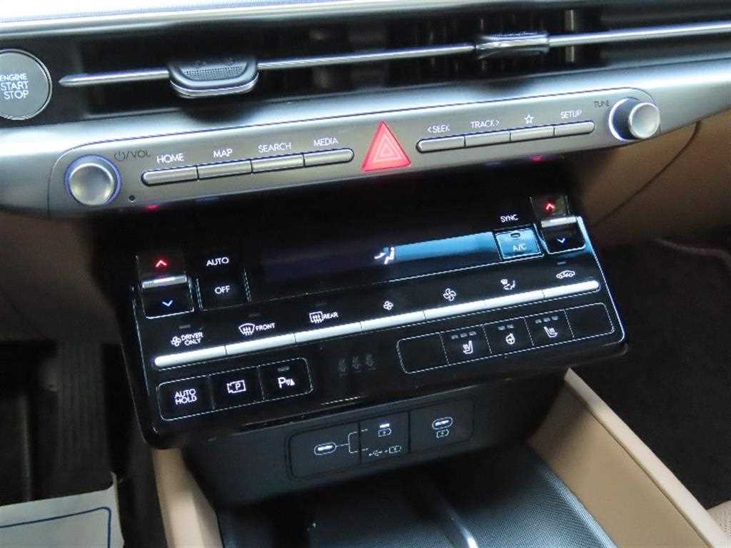 HYUNDAI Grandeur - Vista 7