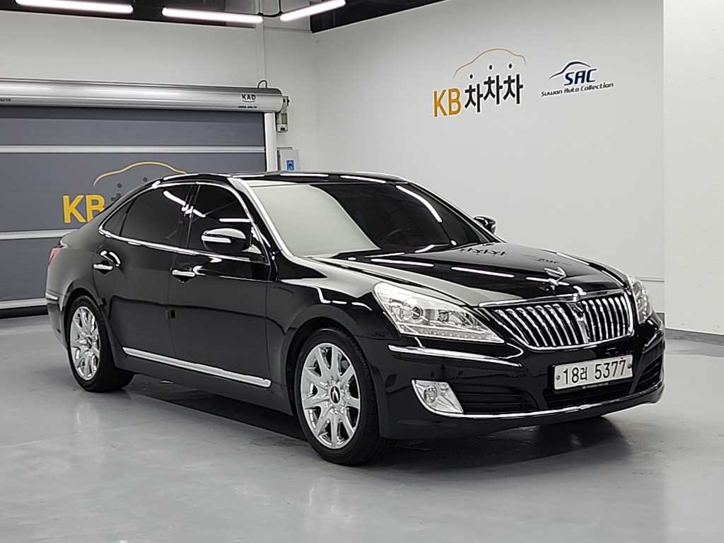HYUNDAI Equus - Vista 4