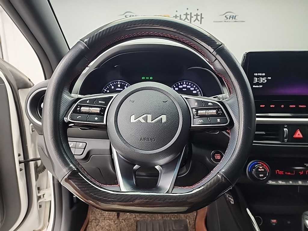 KIA K3 - Vista 9