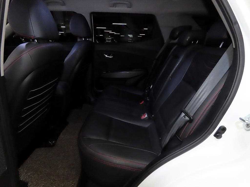 Ssangyong Tivoli - Vista 7