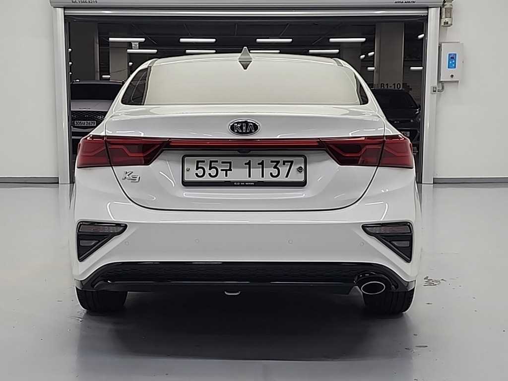 KIA K3 - Vista 3