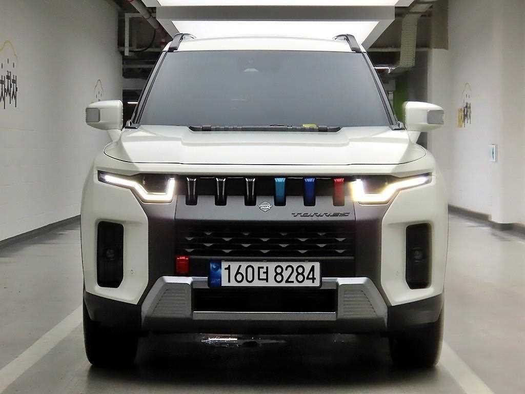 Ssangyong Torres 2023 Blanco - Importación desde Corea - HF Imports Iquique - Foto 1