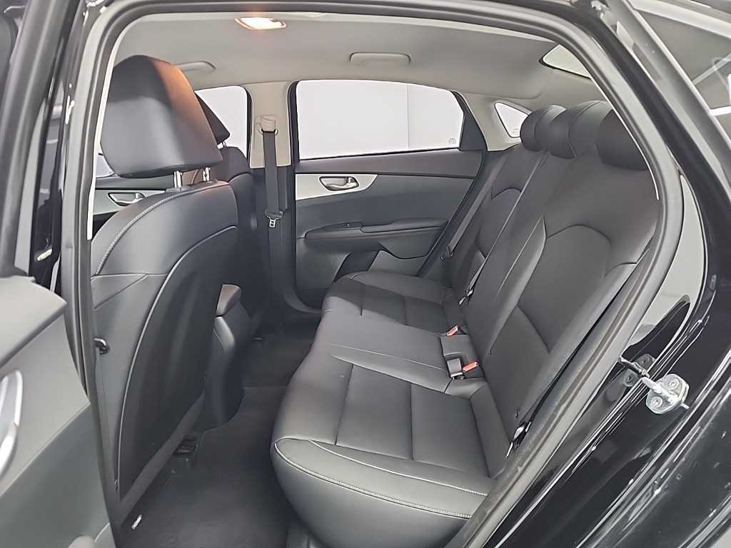 KIA K3 - Vista 12