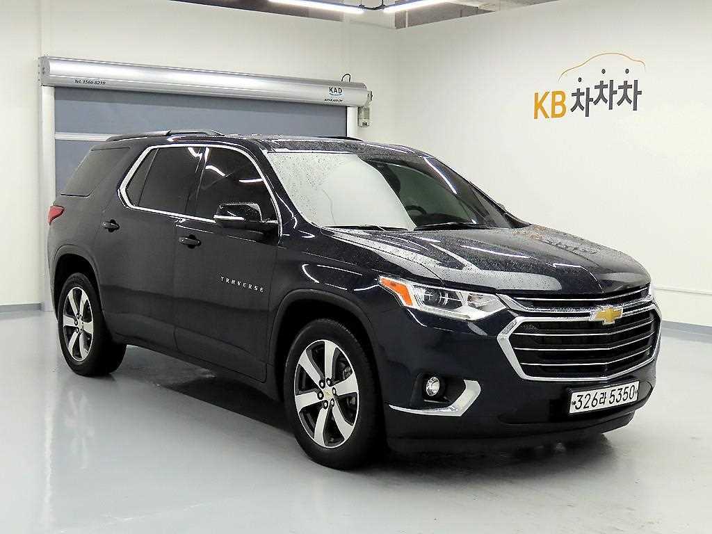 Chevrolet Travers - Vista 3