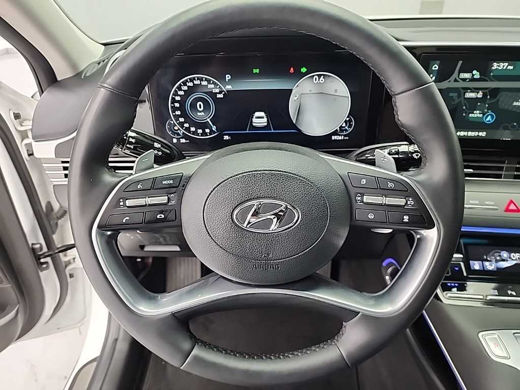 HYUNDAI Grandeur - Vista 9