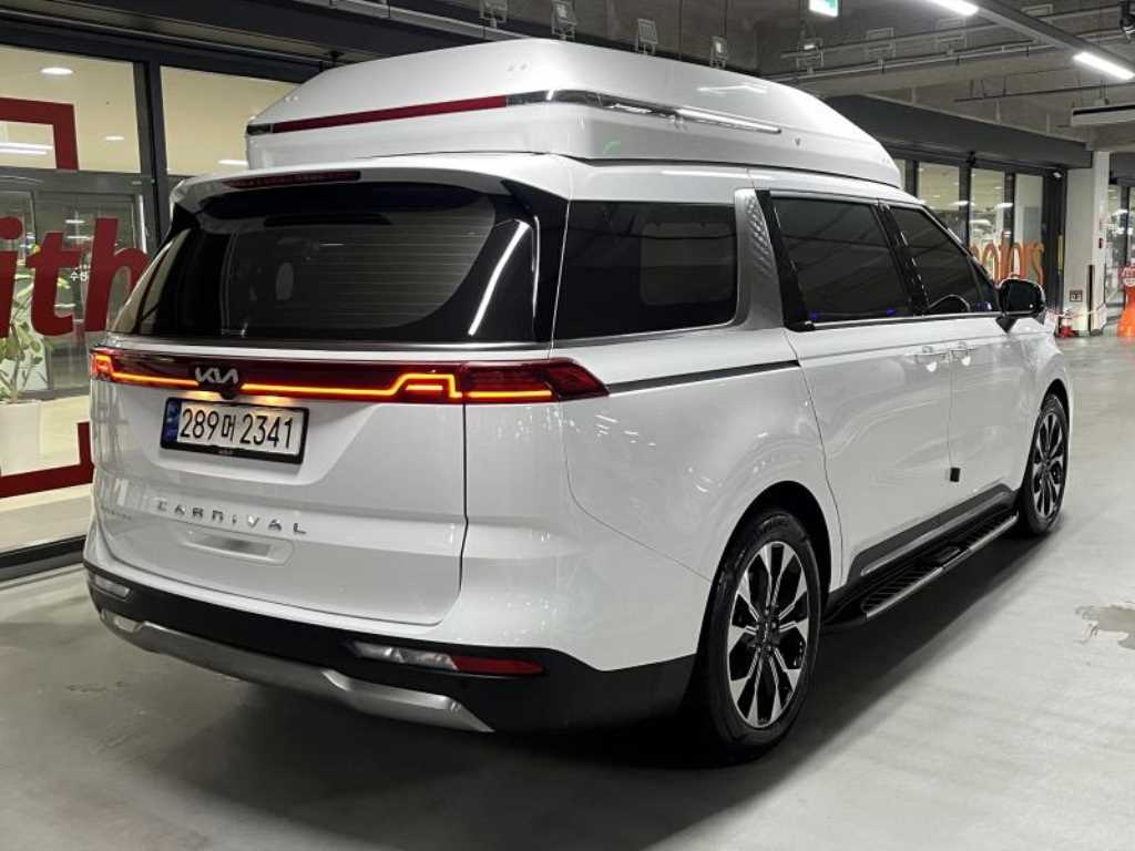 KIA Carnival - Vista 3
