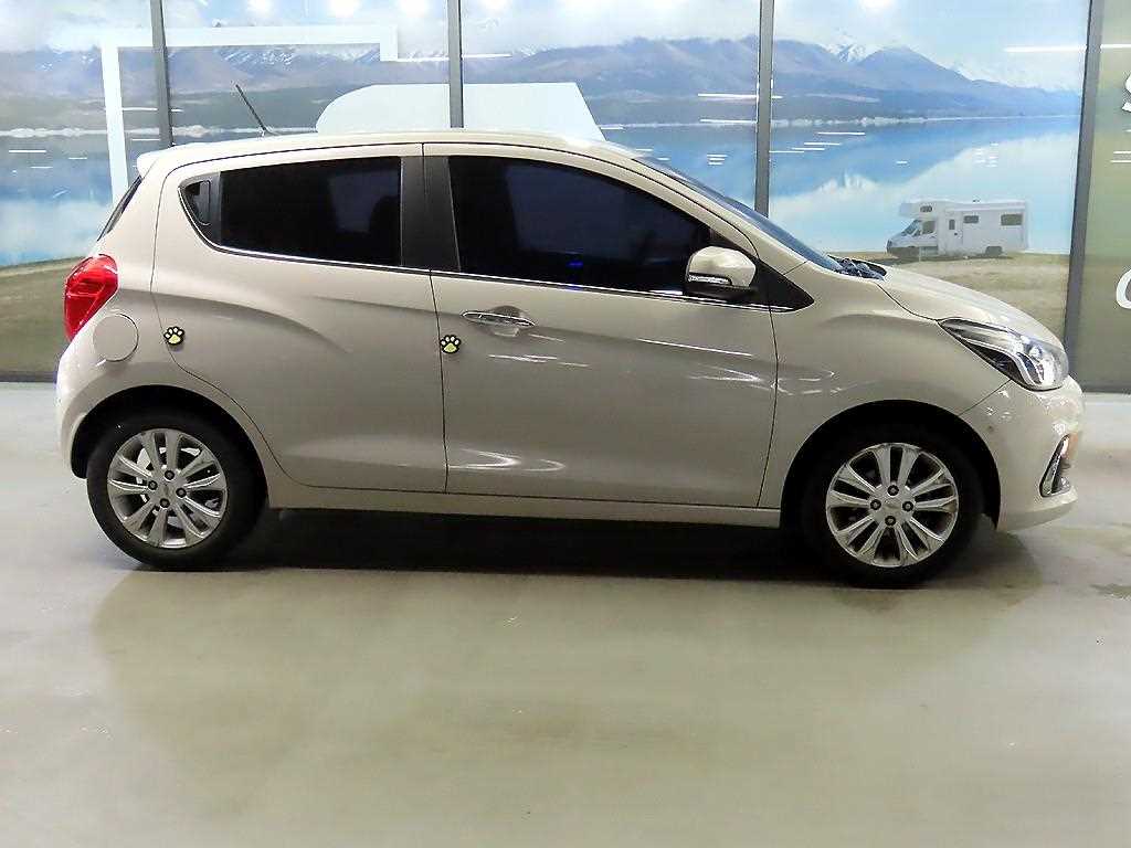 Chevrolet Spark - Vista 3