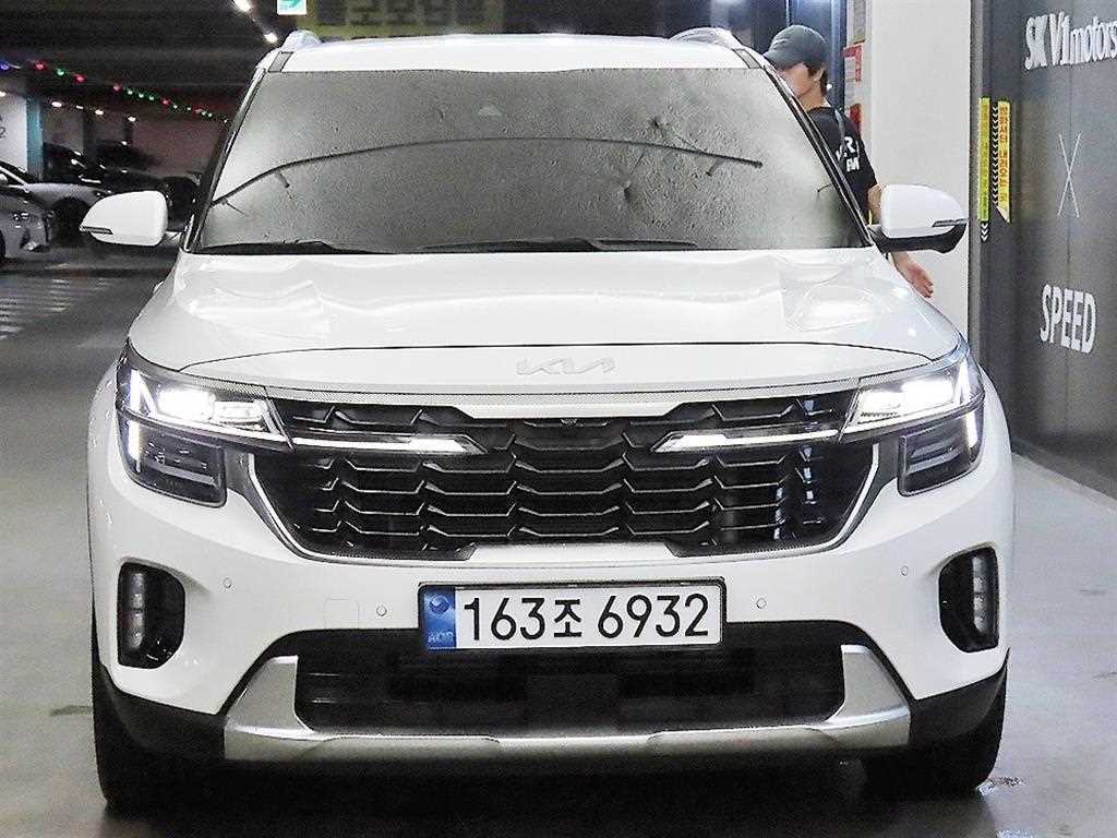 KIA Seltos - Vista 2