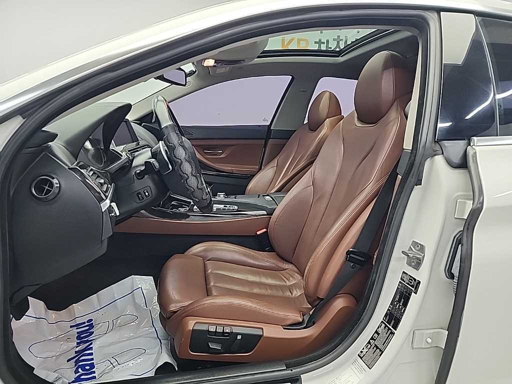 BMW 6 series - Vista 11