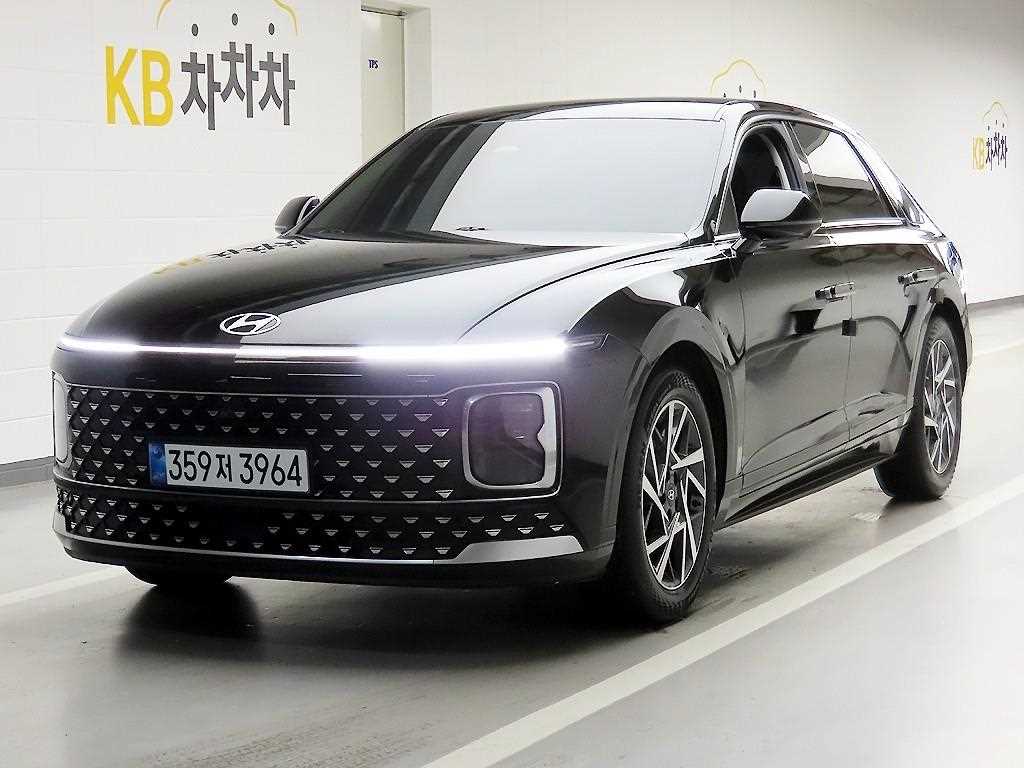 HYUNDAI Grandeur - Vista 2