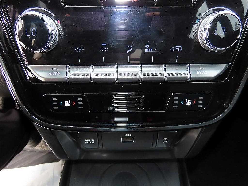 Ssangyong Tivoli 2021 Azul - Importación desde Corea - HF Imports Iquique - Foto 13