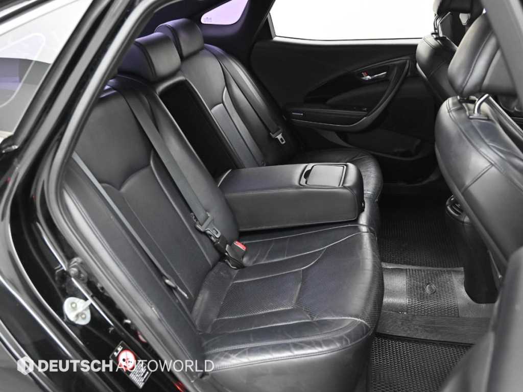 HYUNDAI Grandeur - Vista 12