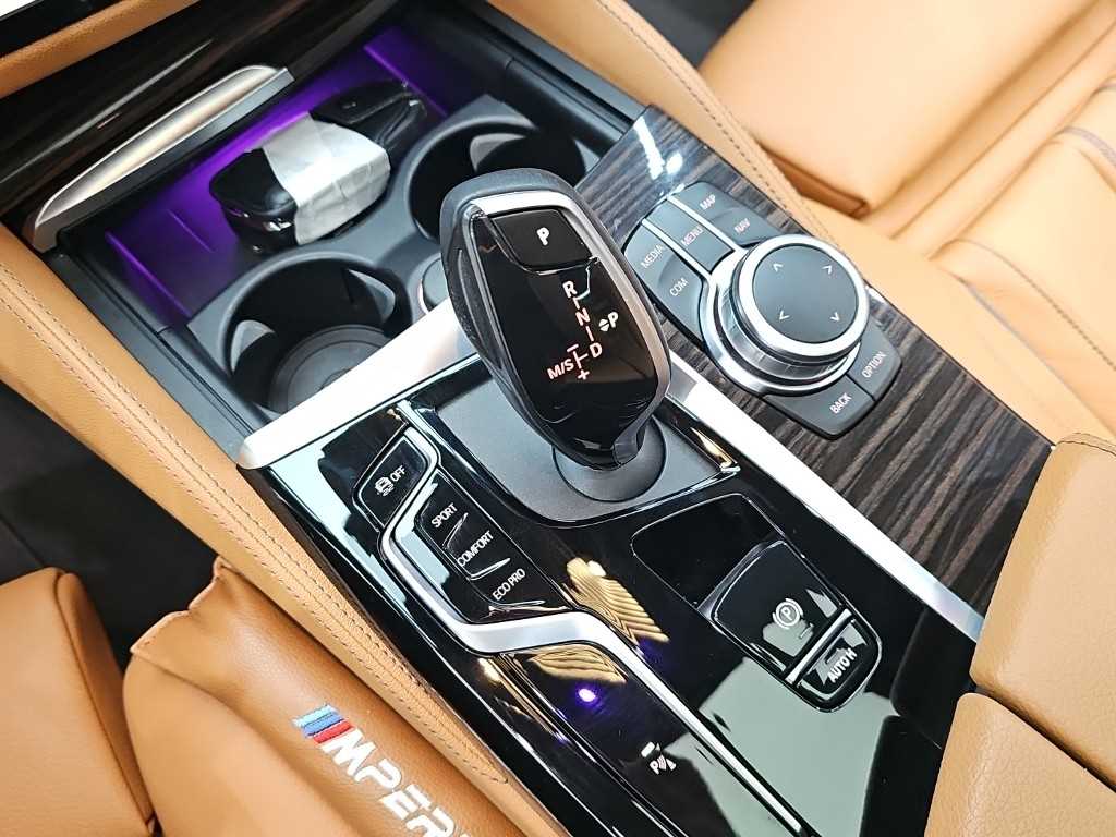 BMW 5 Series - Vista 8