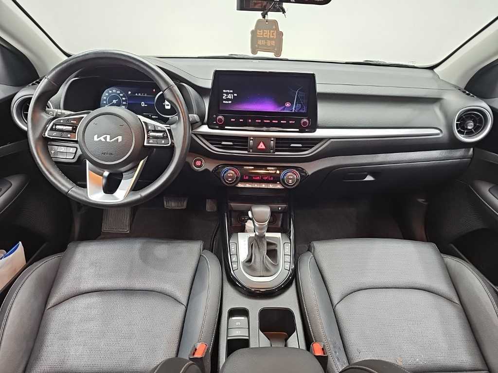 KIA K3 - Vista 7