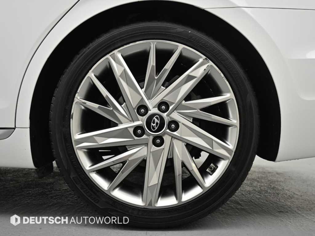 HYUNDAI Grandeur - Vista 6