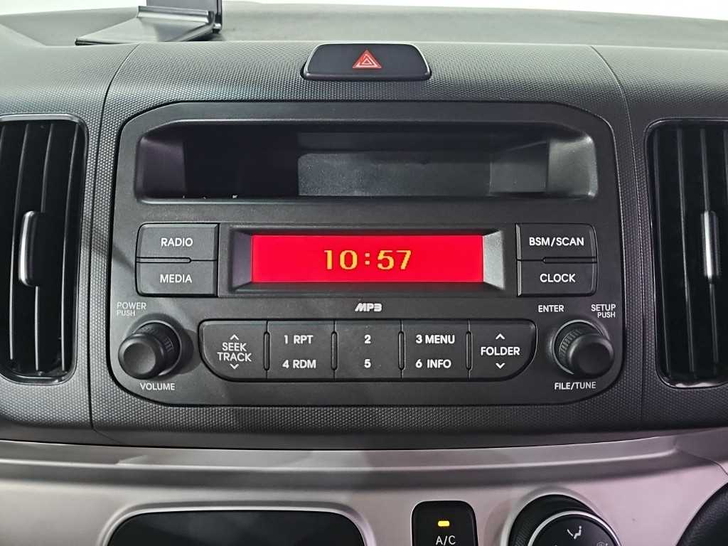 KIA Ray - Vista 10