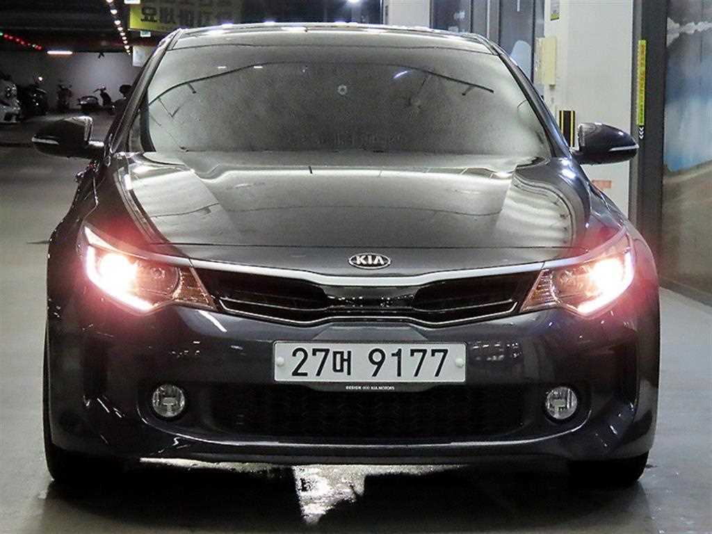 KIA K5 - Vista 2