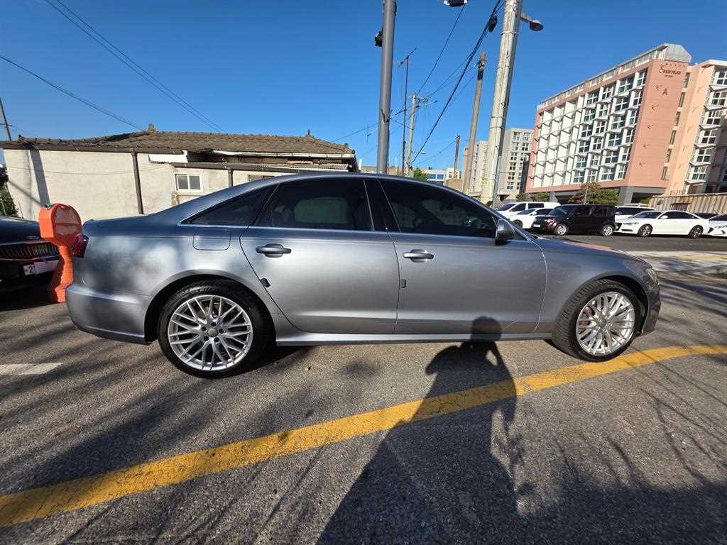 Audi A6 - Vista 5