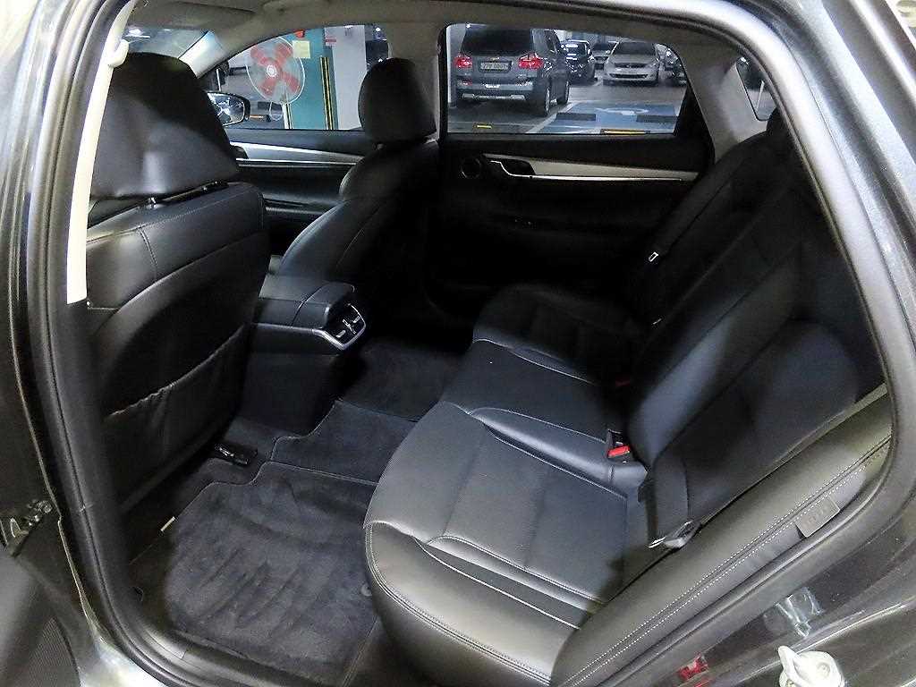 HYUNDAI Grandeur - Vista 7