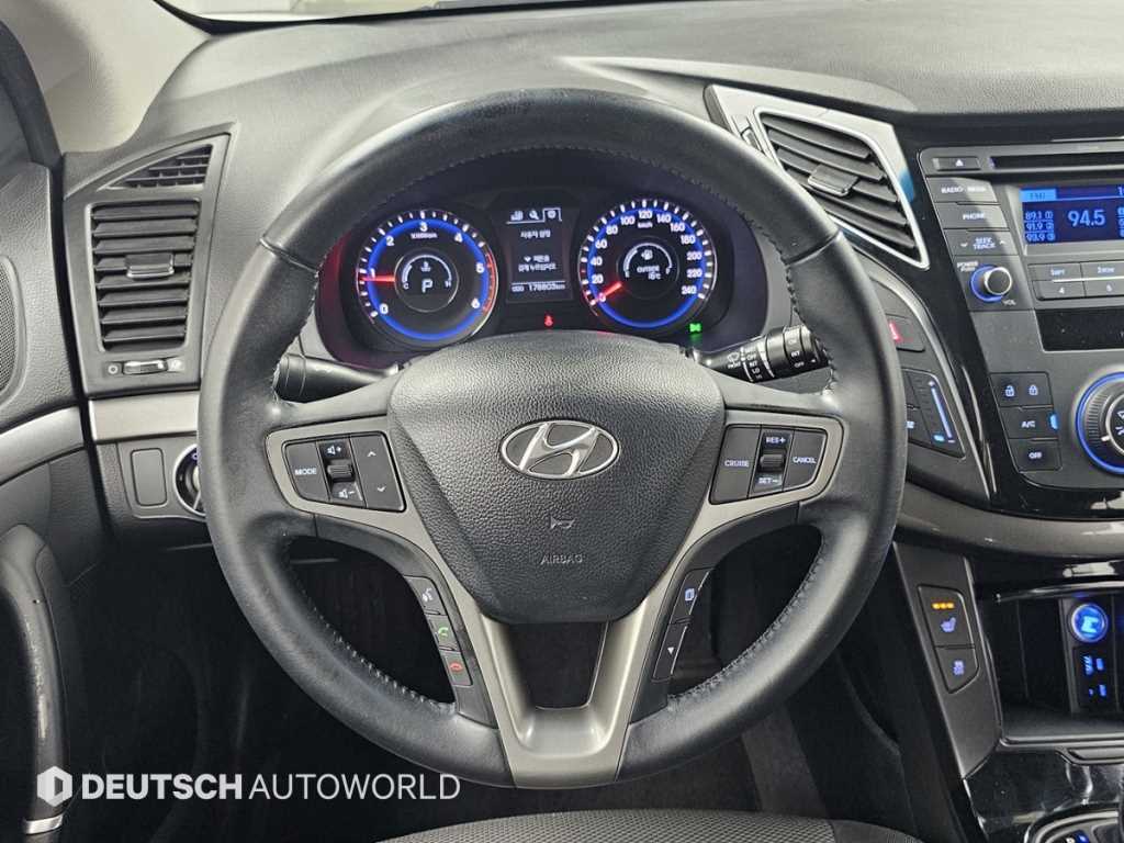 HYUNDAI i40 2016 Blanco - Importación desde Corea - HF Imports Iquique - Foto 13