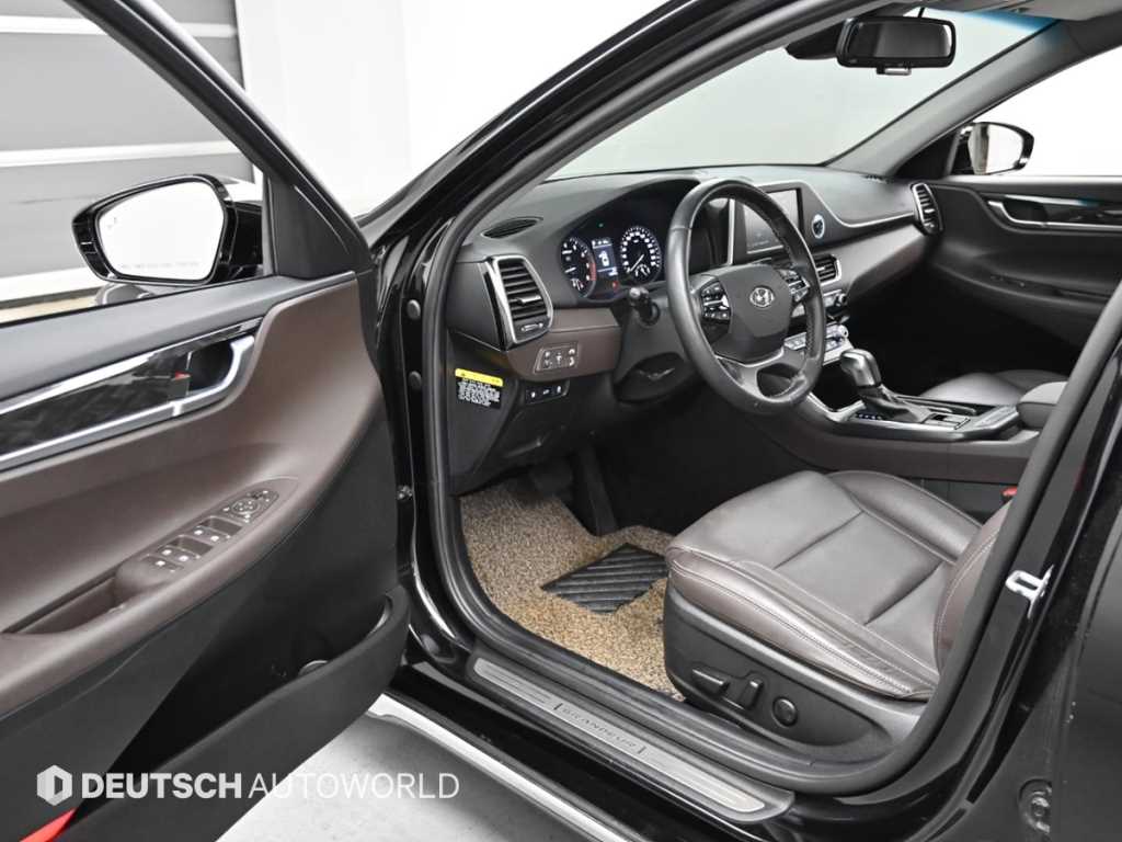 HYUNDAI Grandeur - Vista 11
