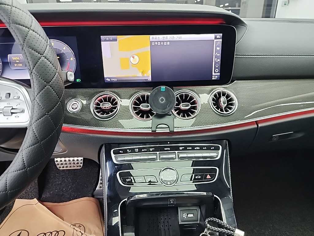 Mercedes Benz CLS Class - Vista 10