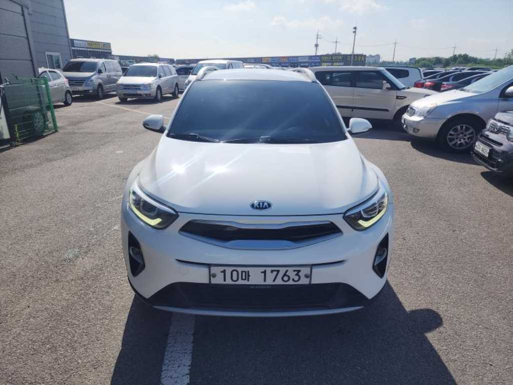 KIA Stonic 2018 - Importación desde Corea - HF Imports Iquique - Foto 1