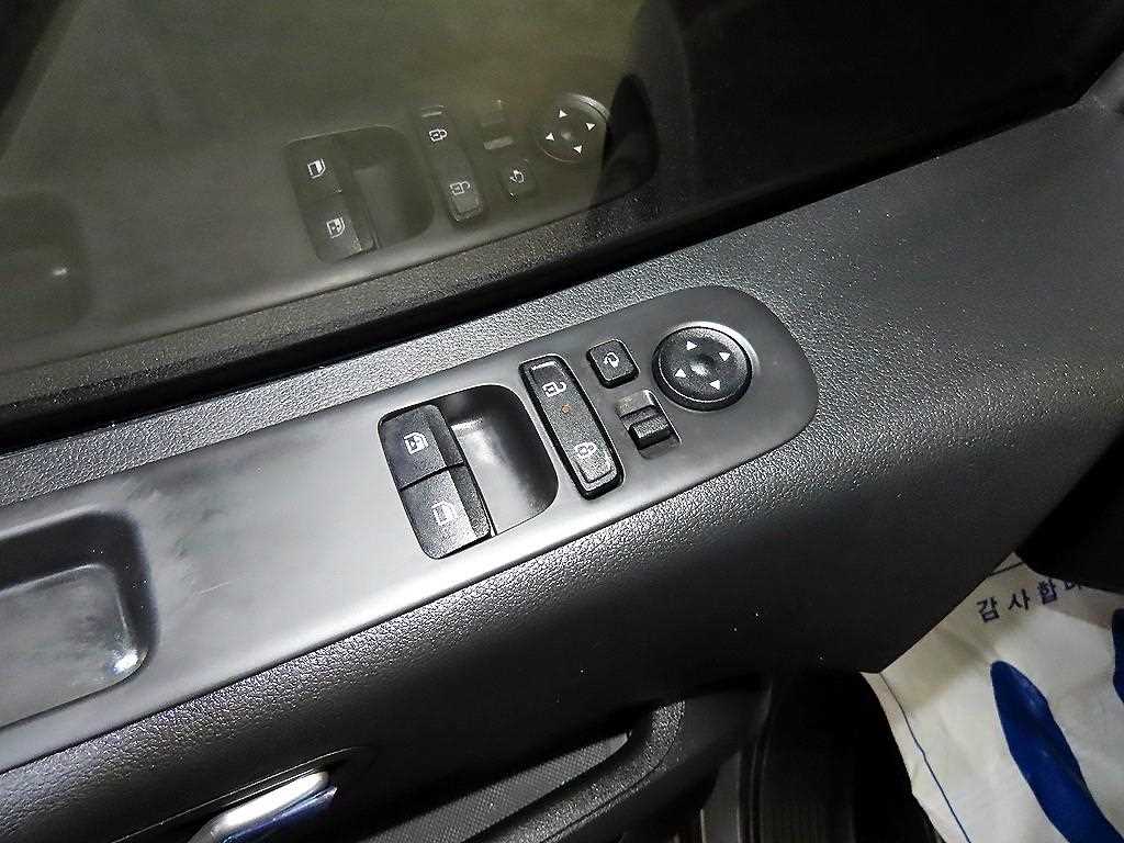 HYUNDAI Staria - Vista 12