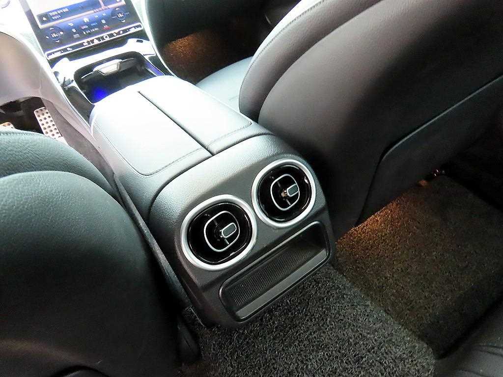 Mercedes Benz C Class 2024 Blanco - Importación desde Corea - HF Imports Iquique - Foto 17