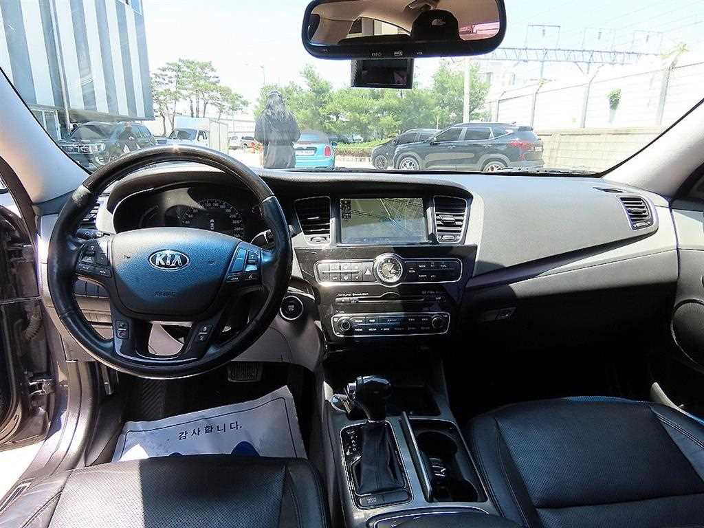KIA K7 - Vista 7