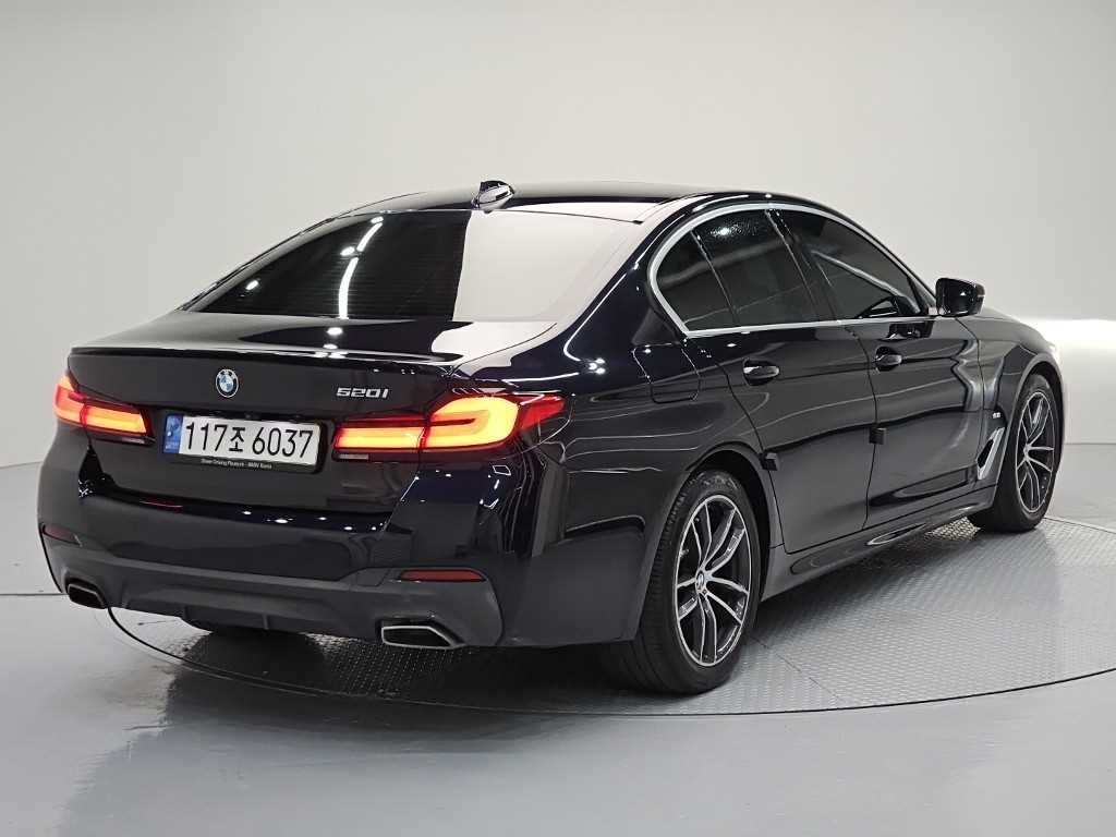BMW 5 Series - Vista 4