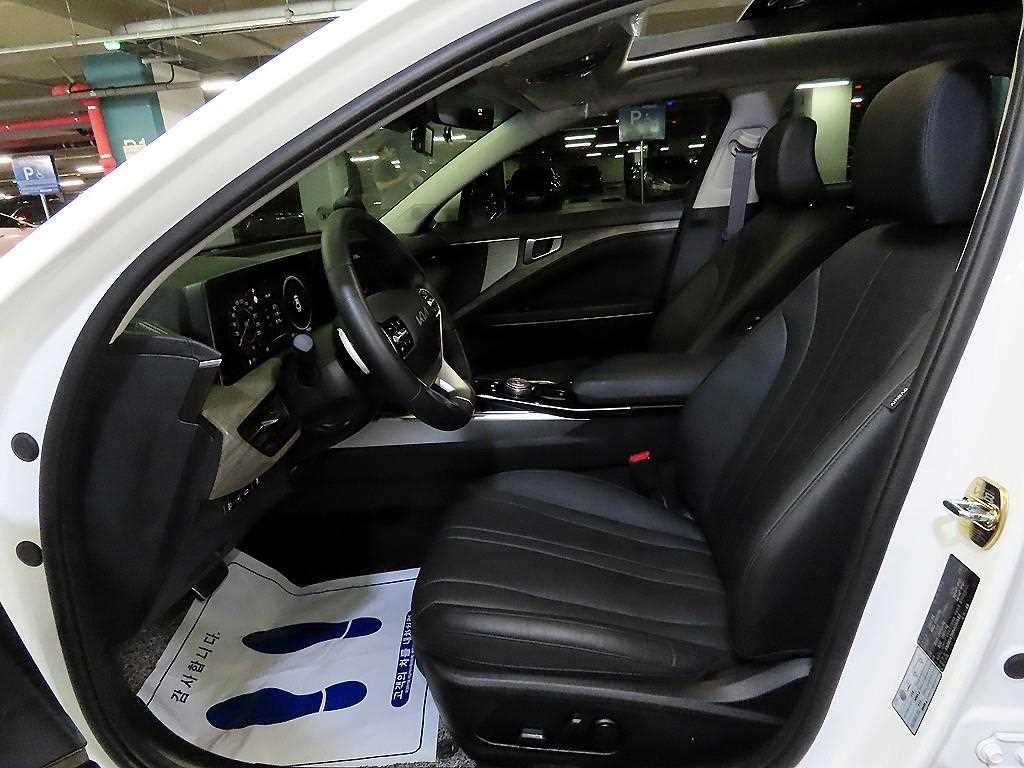 KIA K8 - Vista 6