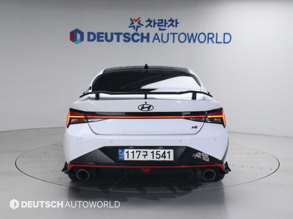 HYUNDAI Avante - Vista 4