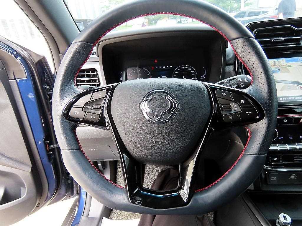Ssangyong Tivoli - Vista 8