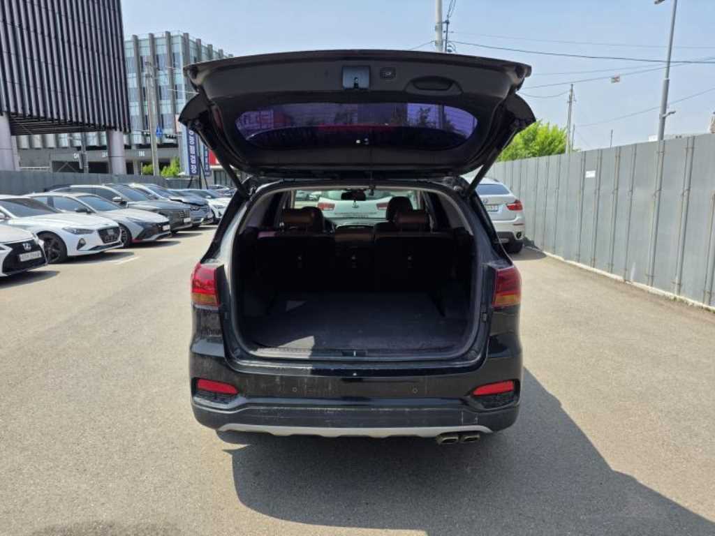 KIA Sorento - Vista 4