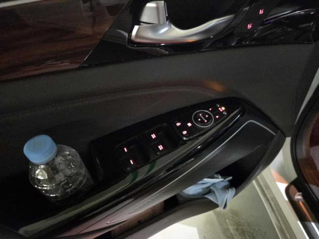 KIA K7 - Vista 11