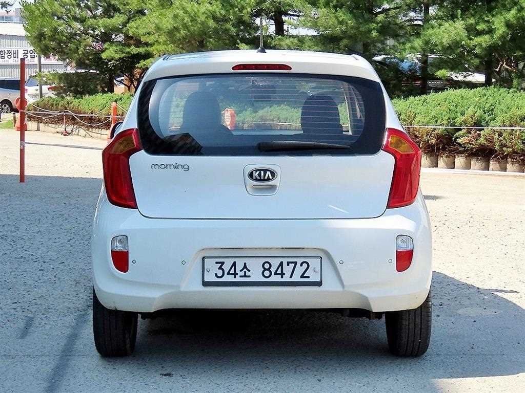 KIA Morning - Vista 4