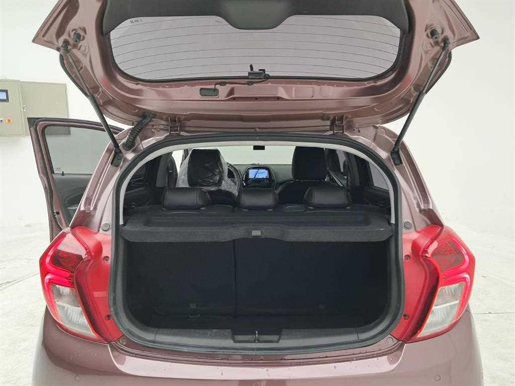 Chevrolet Spark 2019 Café - Importación desde Corea - HF Imports Iquique - Foto 17