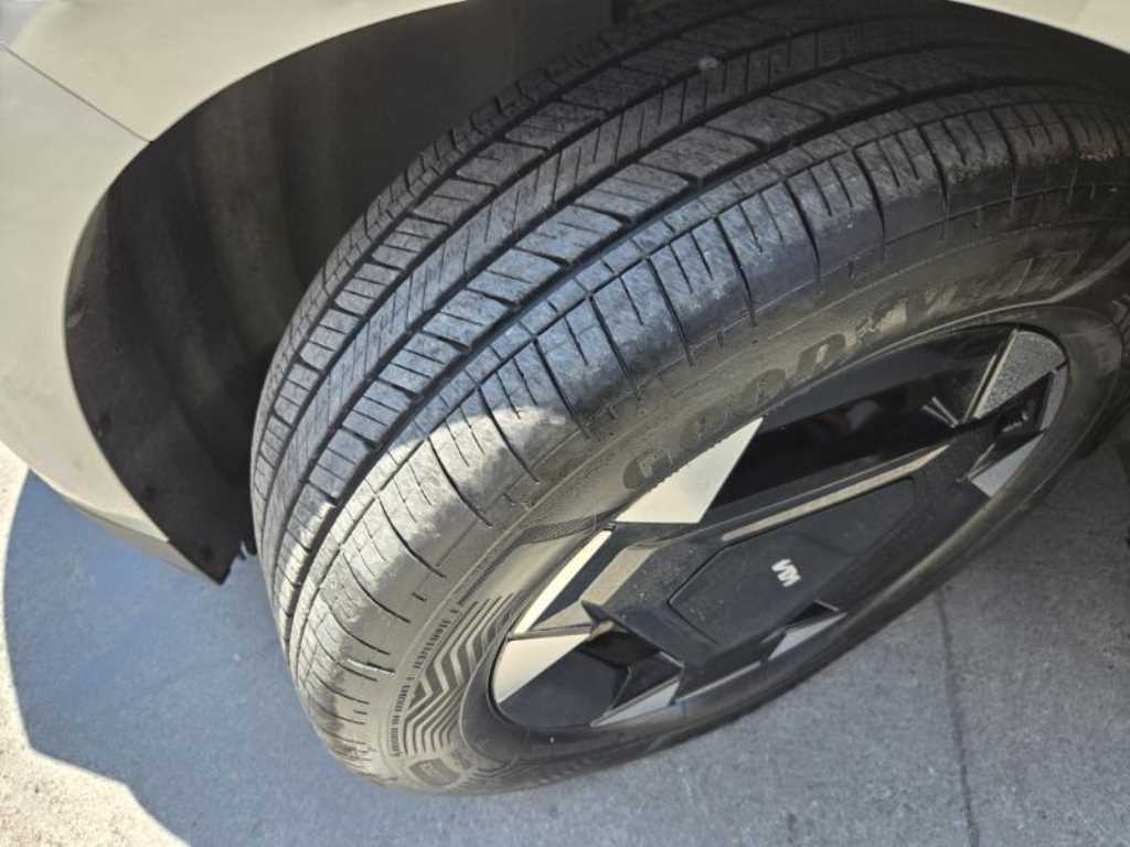 KIA Carnival - Vista 9