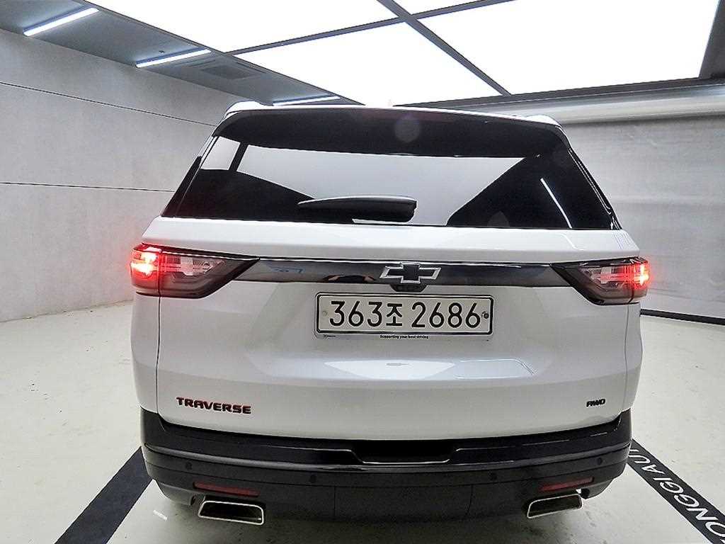 Chevrolet Travers - Vista 3