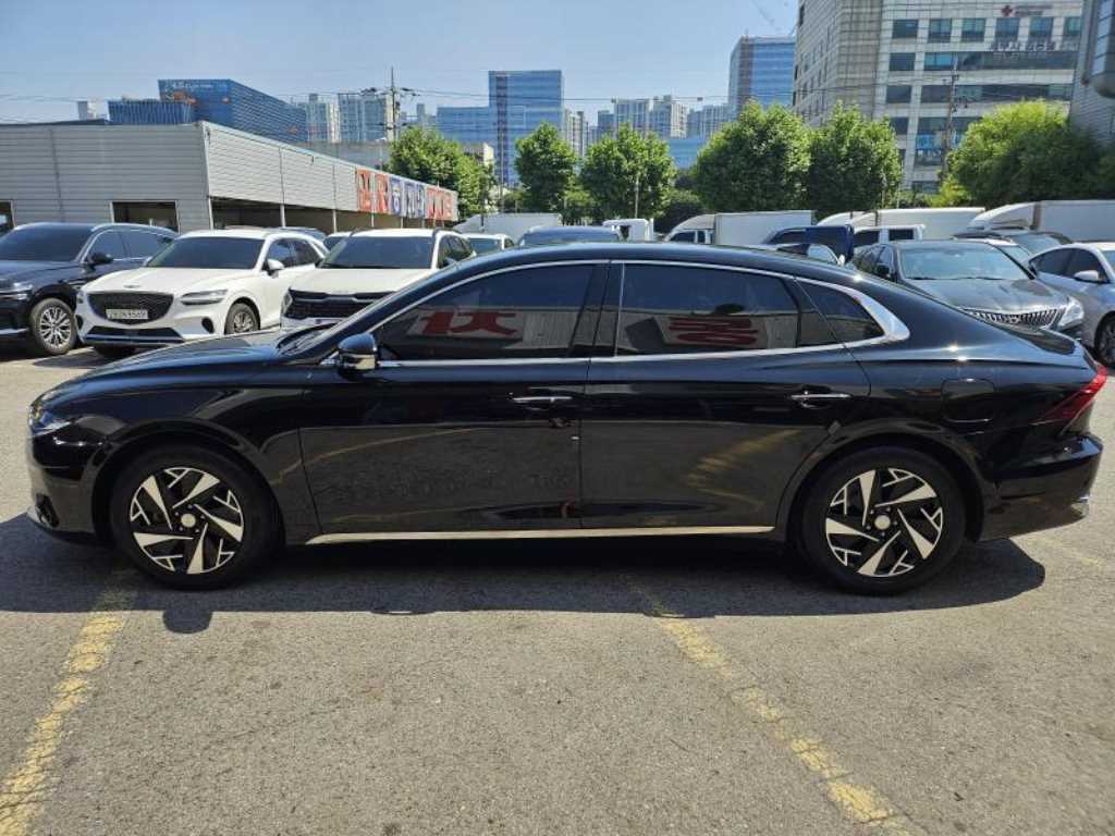 HYUNDAI Grandeur - Vista 2